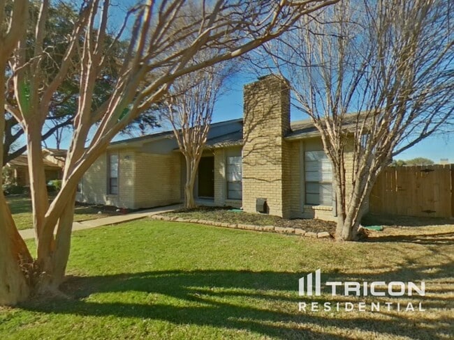 Building Photo - 3109 Nutmeg Ln