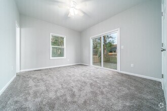 Building Photo - 1737 University Dr