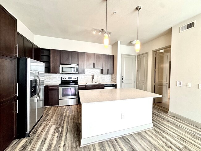 Building Photo - 3788 Richmond Ave.