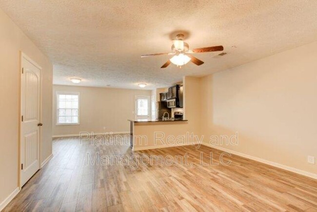 Building Photo - 1608 A Railton Ct