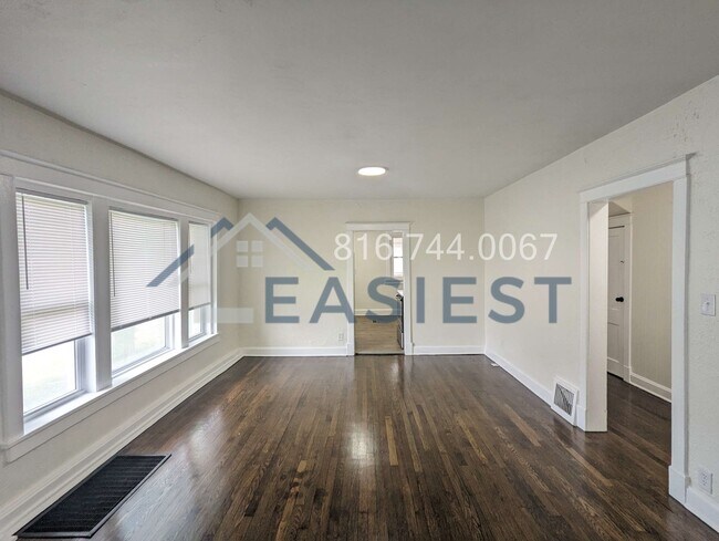 Foto del edificio - 4121 E 56th St