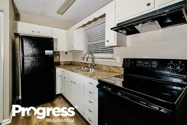 Building Photo - 7912 Candleglow Ln