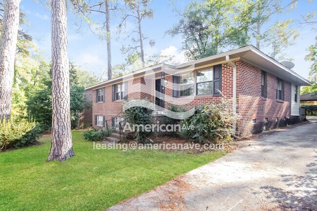 Foto del edificio - 4030 Bright Ave