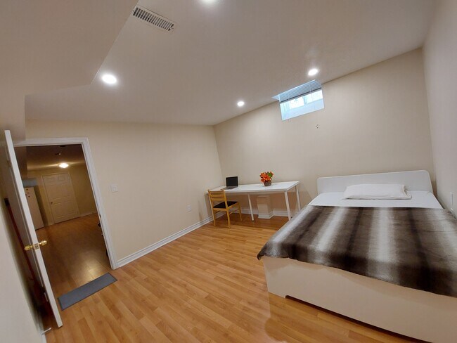 Photo du bâtiment - 1 Salt Creek Av