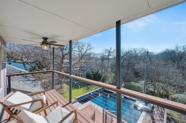 Foto del edificio - 2100 Daisy Ln