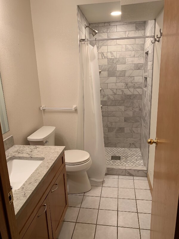 Foto del edificio - 2319 Plains Ct