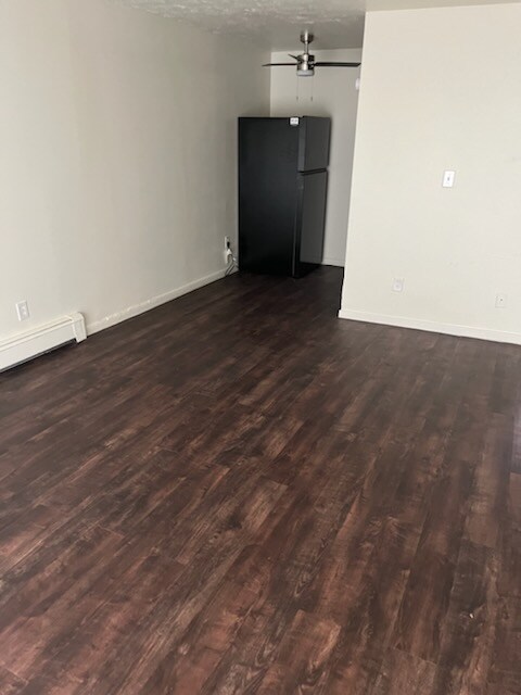 Building Photo - 315 Sheehan Ave