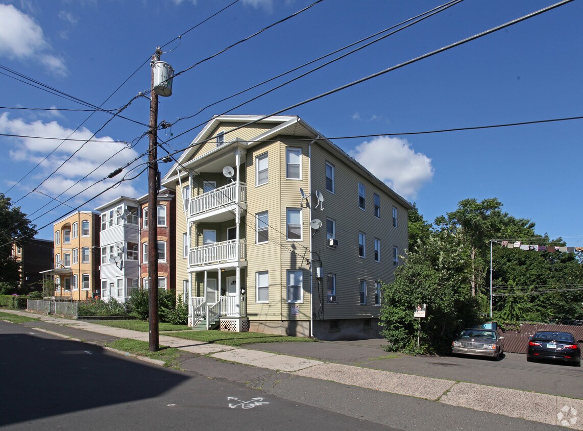 Building Photo - 77 Silver St
