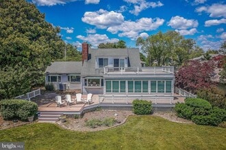 Building Photo - 117 Bay Dr