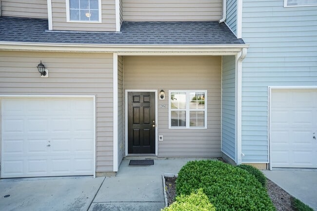 Foto del edificio - Three Bedroom Home!