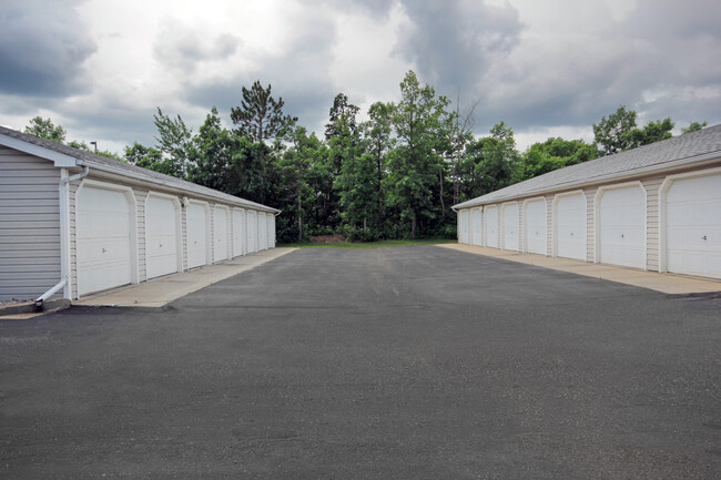 Garages - Regency Park North