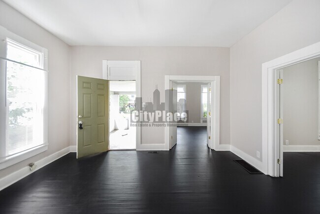 Foto del edificio - 429 N State Ave