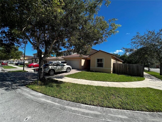 Foto del edificio - 23953 SW 108th Ct