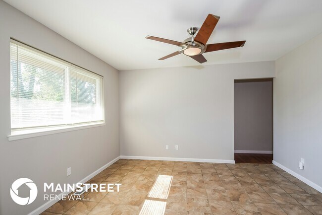 Foto del edificio - 1528 Gerard Park Ln