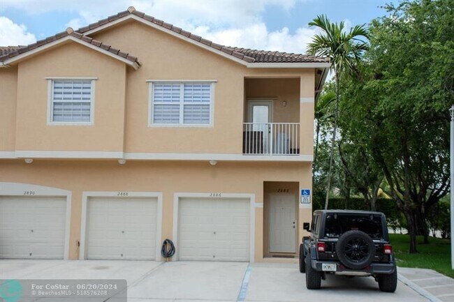 Foto del edificio - 2888 Crestwood Ter