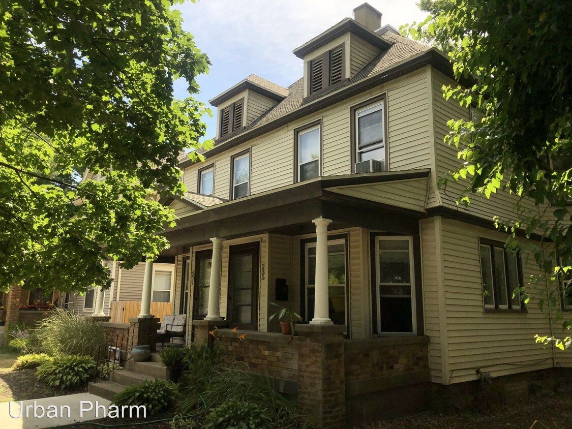 Foto principal - 235 Warren Ave SE