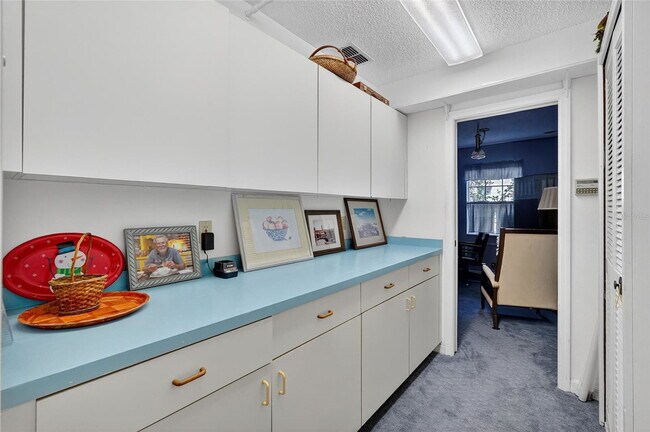 Foto del edificio - 2824 Summervale Dr