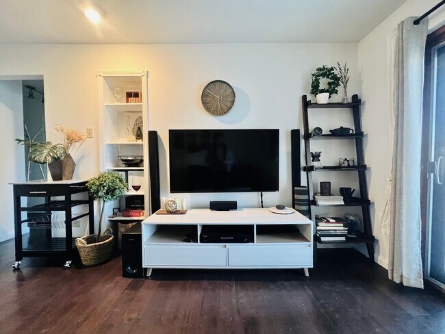 Livingroom - 3210 Clifton Ave