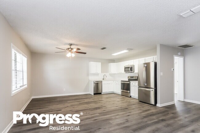Foto del edificio - 6424 80th Ave