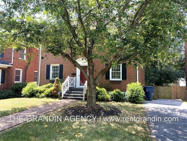 Foto del edificio - 2272 Westover Ave SW