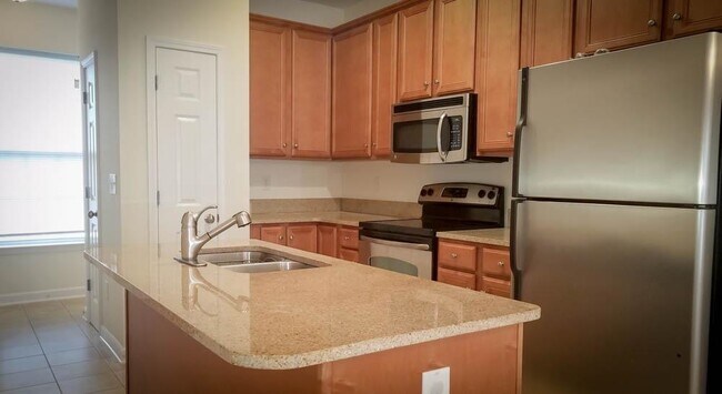 Foto del edificio - 926 Price Ln