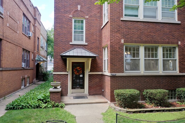 Photo - 5658 N Campbell Ave Apartment