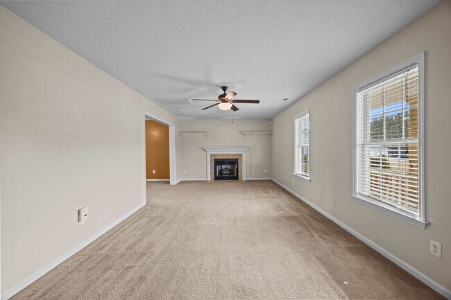 Foto del edificio - Welcome to Brookstone Crossing!