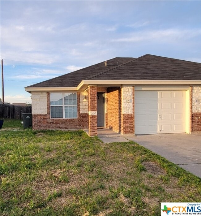 Building Photo - 2916 Starlight Dr