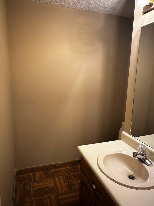 Building Photo - Old Memphis Pike