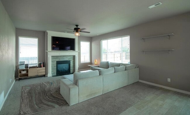 Building Photo - 8972 Pennycress Dr