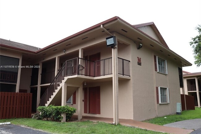 Building Photo - 11295 SW 88th St