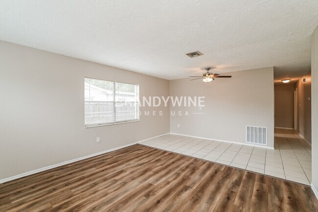 Foto del edificio - 11780 129th Ave N