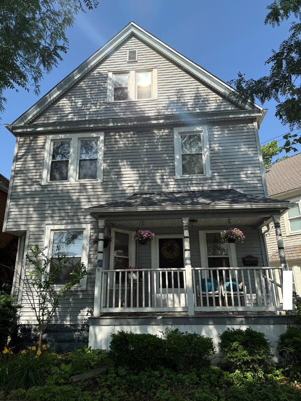 Foto principal - 2286 W 10th St