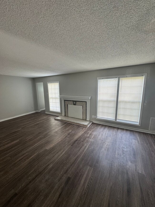 Foto del edificio - 3077 McVay Trail Dr