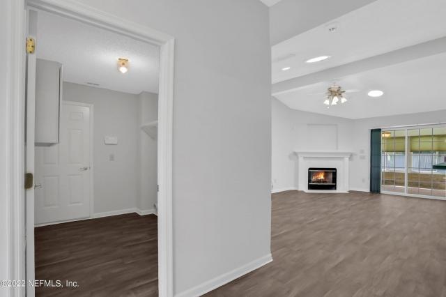 Foto del edificio - 4 bedroom in Jacksonville FL 32223