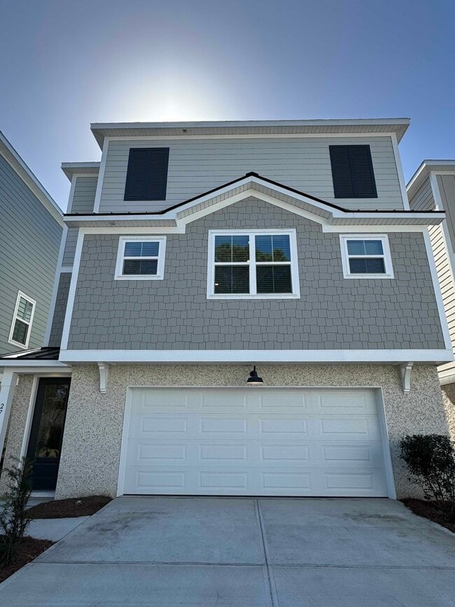 Building Photo - 20 Ladyslipper Ln