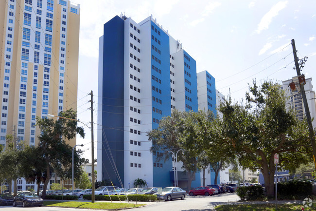 Building Photo - Presbyterian Towers