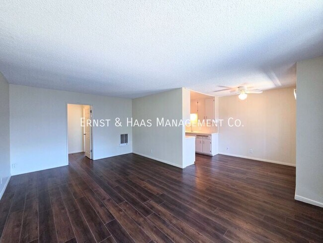Building Photo - 120 Alamitos Ave