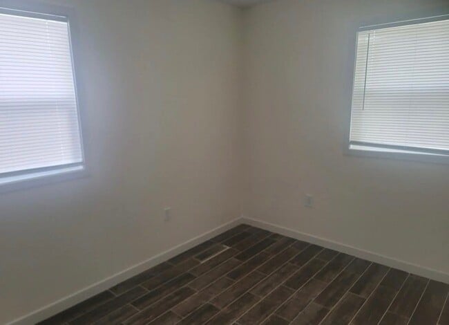 Foto del edificio - 237 Ridgeland Ave