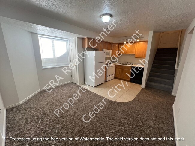 Building Photo - 461 E Cobblecreek Dr