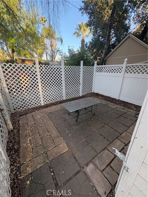 Foto del edificio - 531 W Clark St