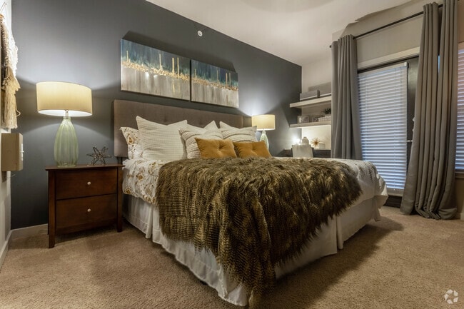 Bedroom - Elite 99 West