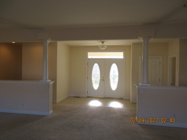 Building Photo - 2889 Rio Vista Dr