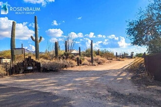 Building Photo - 9669 E Ranch Gate Rd