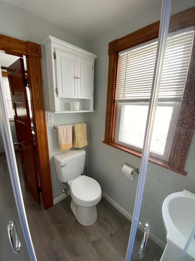 Building Photo - 12 Rice St