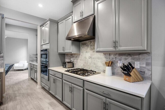 Foto del edificio - 10367 Boyette Brook St