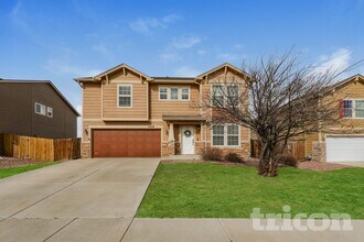 Building Photo - 7620 Dellwood Ln