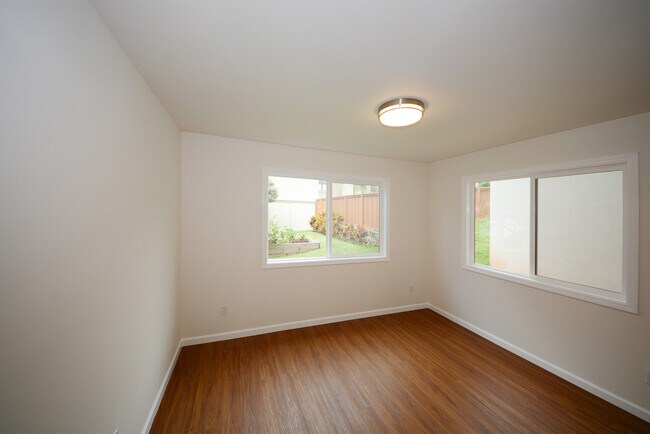 Foto del edificio - 4494 Sierra Dr