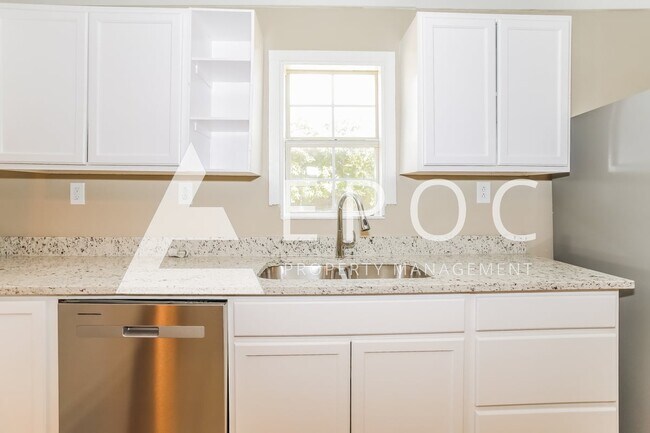 Foto del edificio - 635 E 3rd St