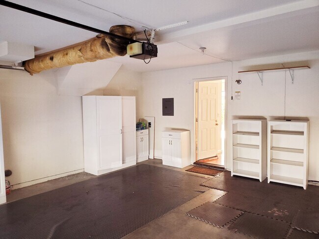 Foto del edificio - Prime Location Single Family Home